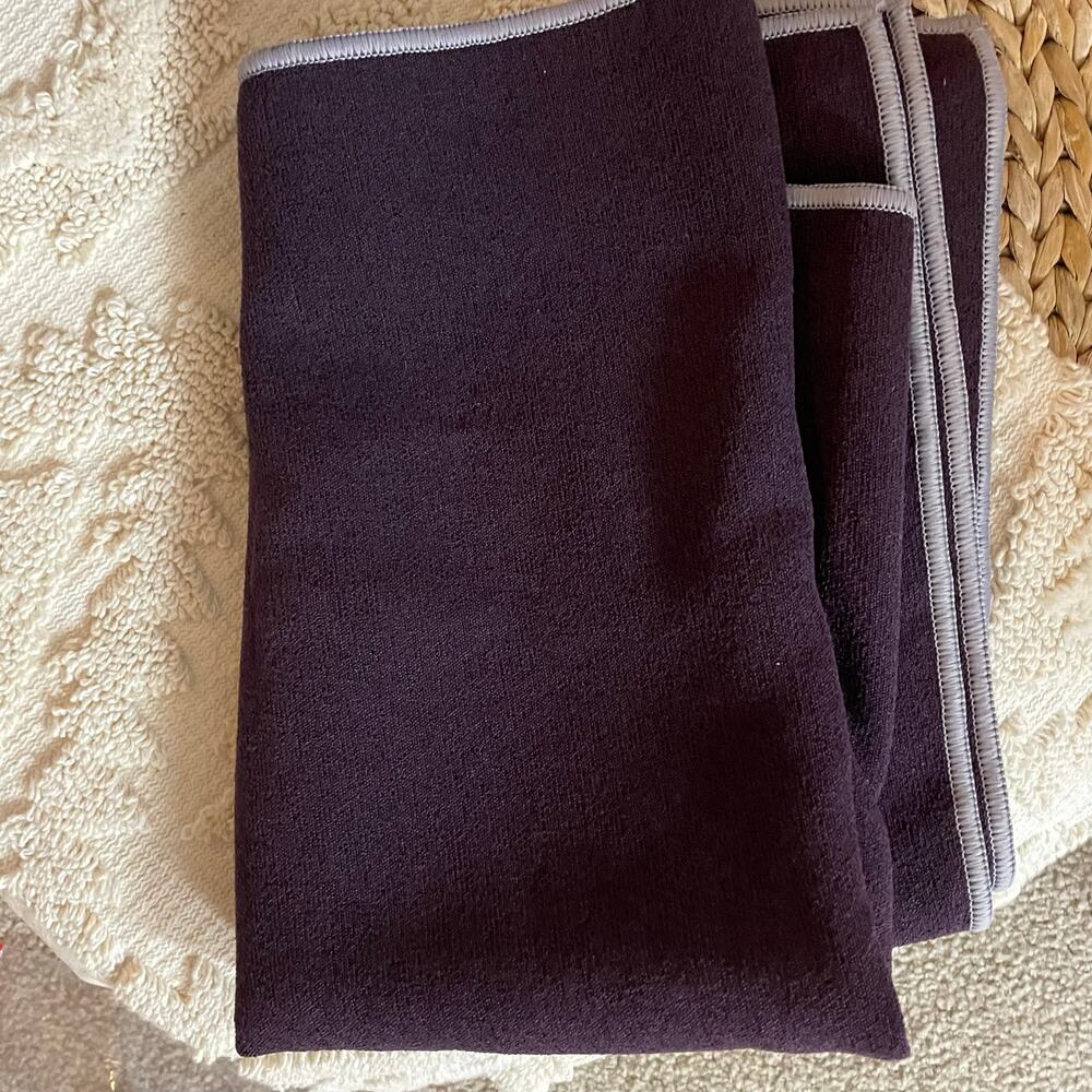 Manduka Yogitoes Skidless Yoga Mat Towel Purple 24" X 68